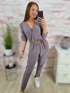 Mellnél átlapolt, gumis derekú, roll-up ujjú overáll S-M-L