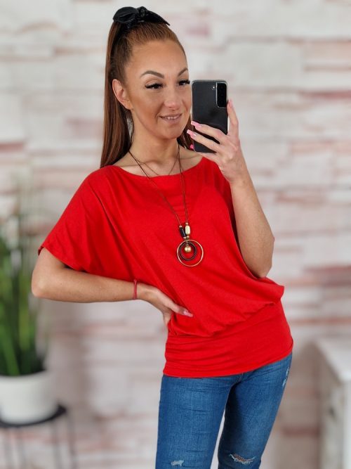 Denevér ujjú, passzés aljú, nyakláncos felső S-M-L