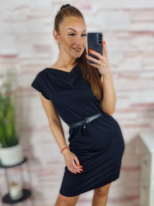 Ejtett nyakú, ujjatlan, öves ruha S-M