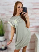 Zsebes, virágmintás díszítésű, rövid ujjú ruha M-L