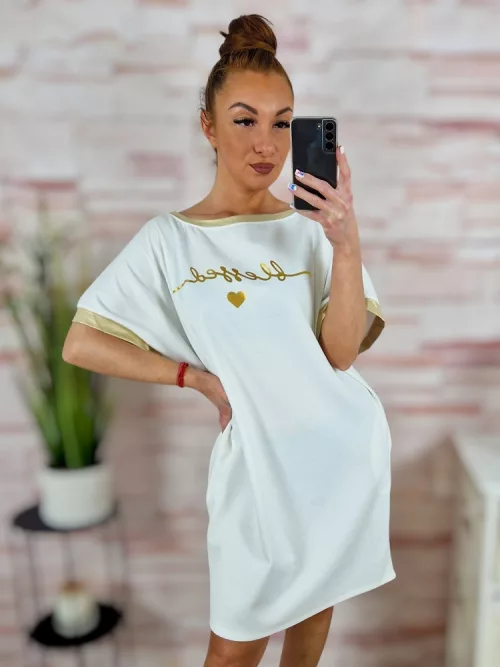 Zsebes, rövid ujjú, feliratos ruha L-XL