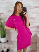 Zsebes, rövid ujjú, szűkülő fazonú ruha L-XL
