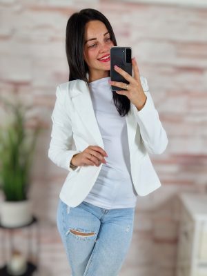   Válltöméses, gombos, karcsúsított, fehér blézer XS-L-ig