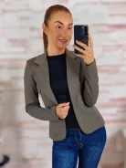 Válltöméses, gombos, karcsúsított blézer XS-L-ig