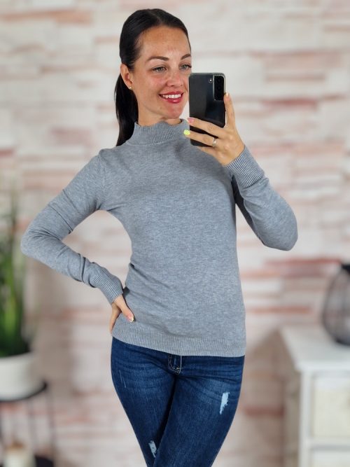 Félgarbós nyakú, puha, kötött anyagú felső S-M-L