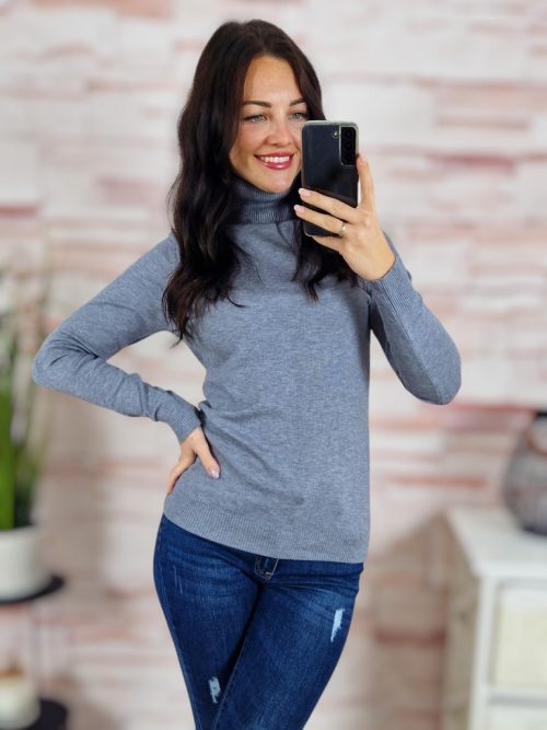 Garbós nyakú, puha, kötött anyagú felső S-M