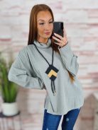 Garbós nyakú, oldalt sliccelt, nyakláncos felső L-XL