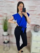 Mellnél átlapolt, zsebes, pillangó ujjú overál S-M