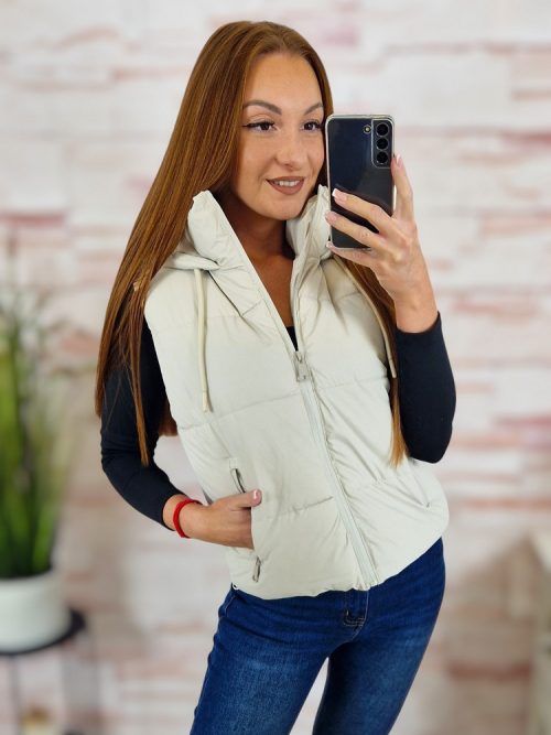 Steppelt, kapucnis, cipzáros, rövid mellény S-L-ig