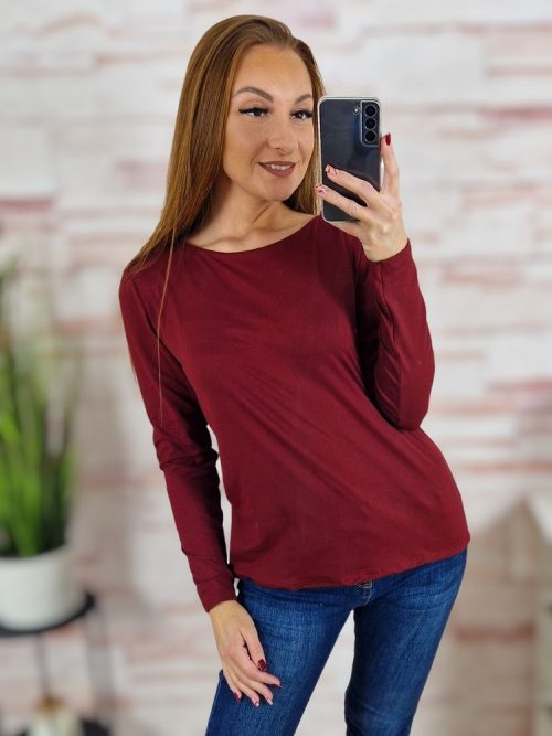 Kereknyakú, mellnél dupla anyagú, basic felső S-M-L