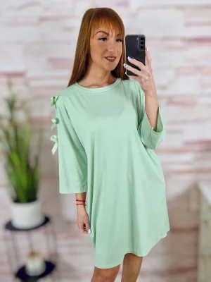 Ujjainál masnis és kivágott, egyenes fazonú ruha M-L-XL