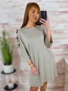 Ujjainál masnis és kivágott, egyenes fazonú ruha M-L-XL