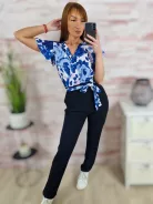 Virágmintás, mellnél átlapolt, pillangó ujjú overál S-M