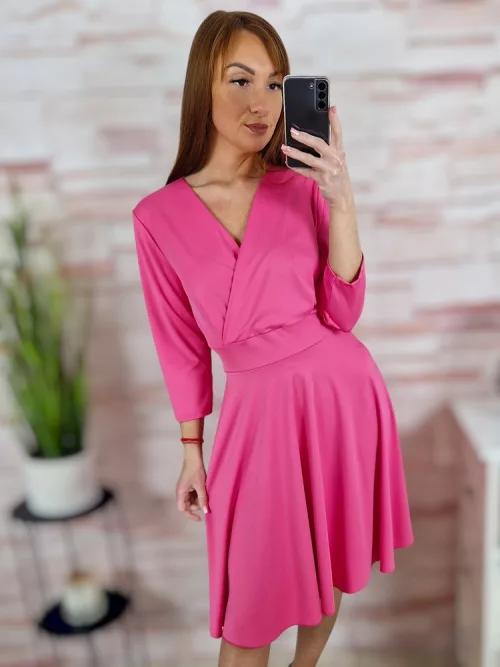 Mellnél átlapolt, selymes anyagú, loknis aljú ruha S-M