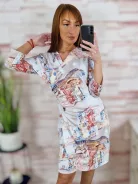 Átlapolt fazonú, selymes anyagú, városos mintás ruha S-M