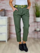Hímzett öves, bővebb szárú, khaki nadrág M-L
