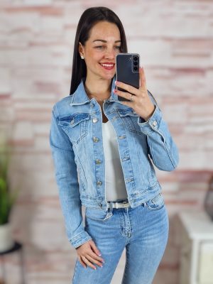   Galléros, világoskék, gombos és zsebes farmerkabát XS-XL-ig