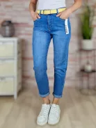 Mom fit fazonú, öves, kék farmernadrág S-XXL-ig