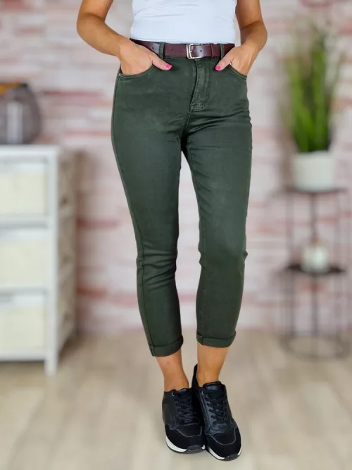 Mom fit fazonú, öves, zsebes farmernadrág XS-XL-ig