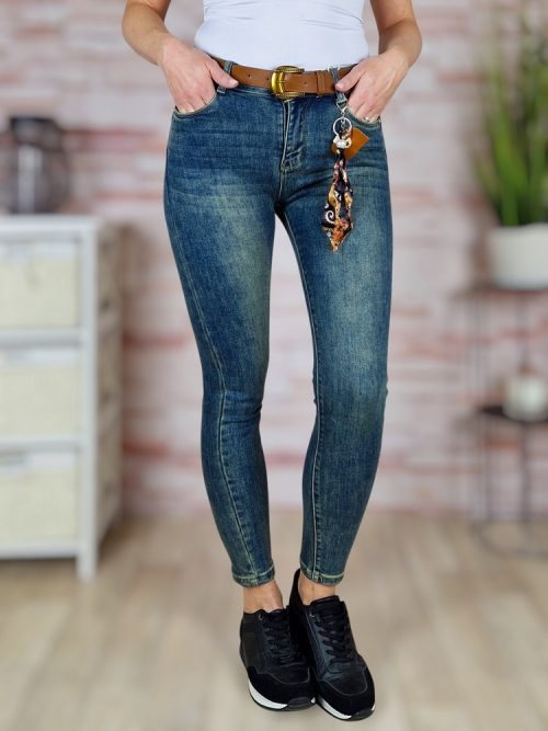 Öves, koptatott, csőszárú farmernadrág XS-XL-ig