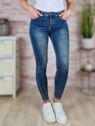 Koptatott, csőszárú, kék farmernadrág XS-XL-ig