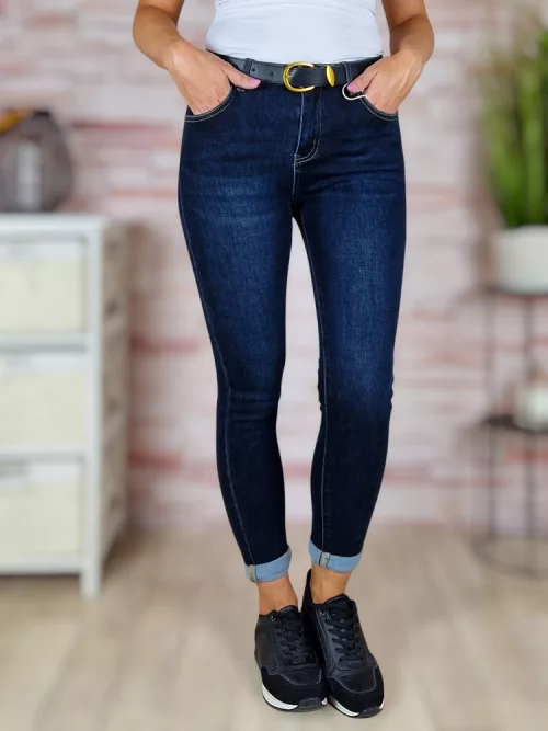 Skinny fazonú, öves, sötétkék farmernadrág 26-32-ig