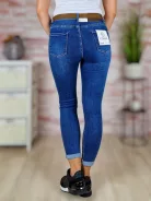 Öves, skinny fazonú, csőszárú, kék farmernadrág 26-32-ig