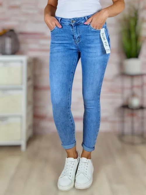 Skinny fazonú, csőszárú, kék farmernadrág S-XXL-ig