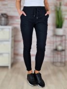Gumis derekú, megkötős, gyűrt fazonú, fekete nadrág XS-S,S-M,M-L,L-XL