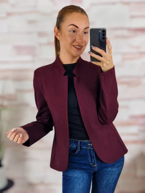 Karcsúsított, nyitott, válltöméses blézer S-M