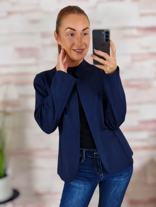 Karcsúsított, nyitott, válltöméses blézer S-M