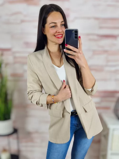 Karcsúsított, húzott ujjú, drapp blézer S-XL-ig