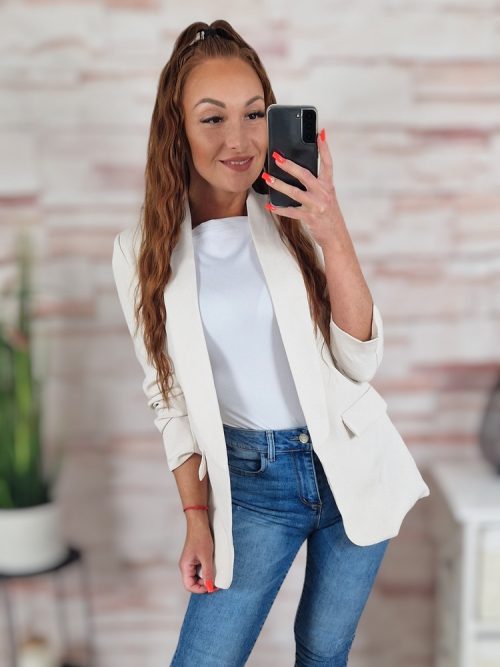 Karcsúsított, húzott ujjú, válltöméses krémfehér blézer S-XL-ig
