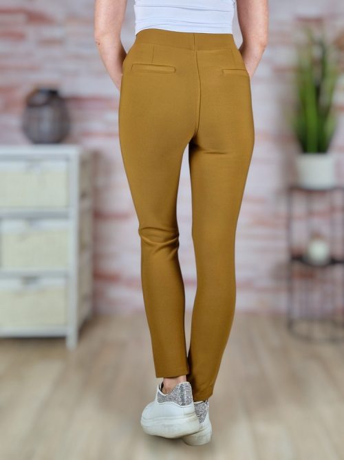 Gumis és magas derekú, díszgombos, zsebes nadrág S-XL-ig